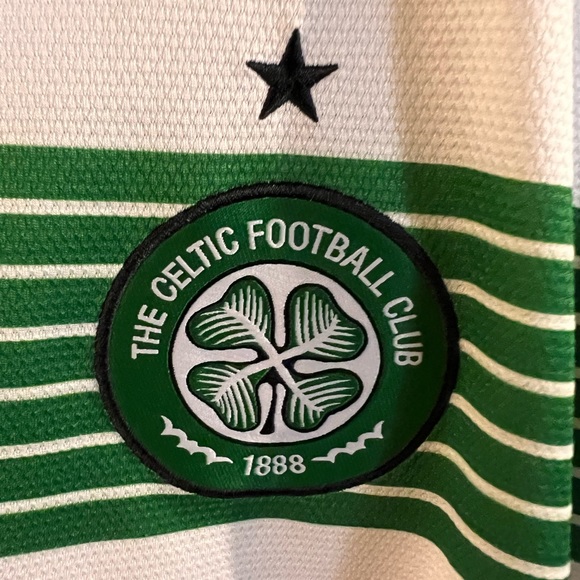 2013-2015 Nike Celtic home jersey - Picture 2 of 8